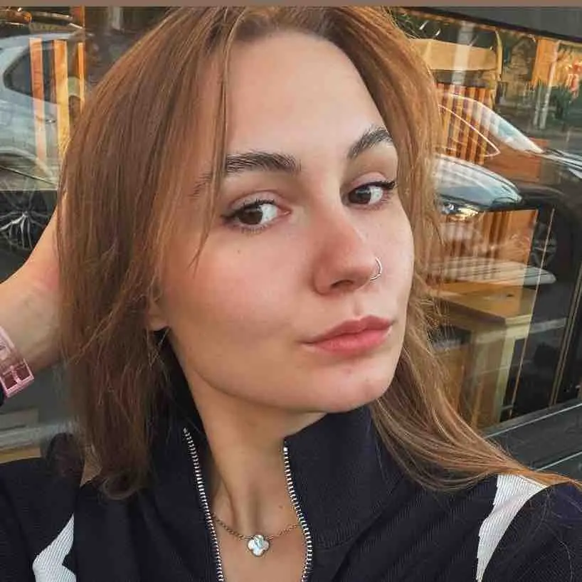 Александра Файзулина