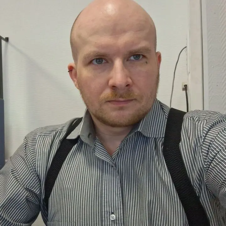 Юрий Титов