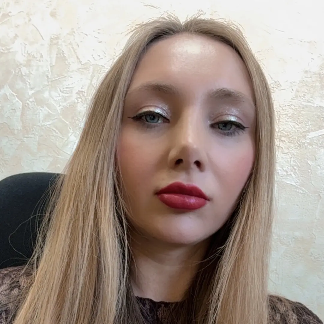 Юлия Минакова