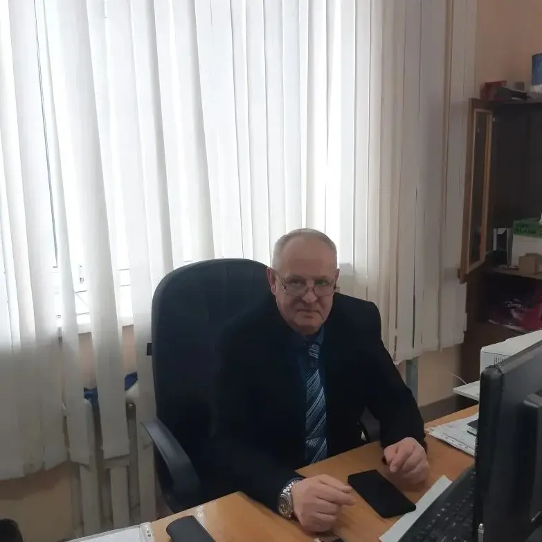 Александр Якушев