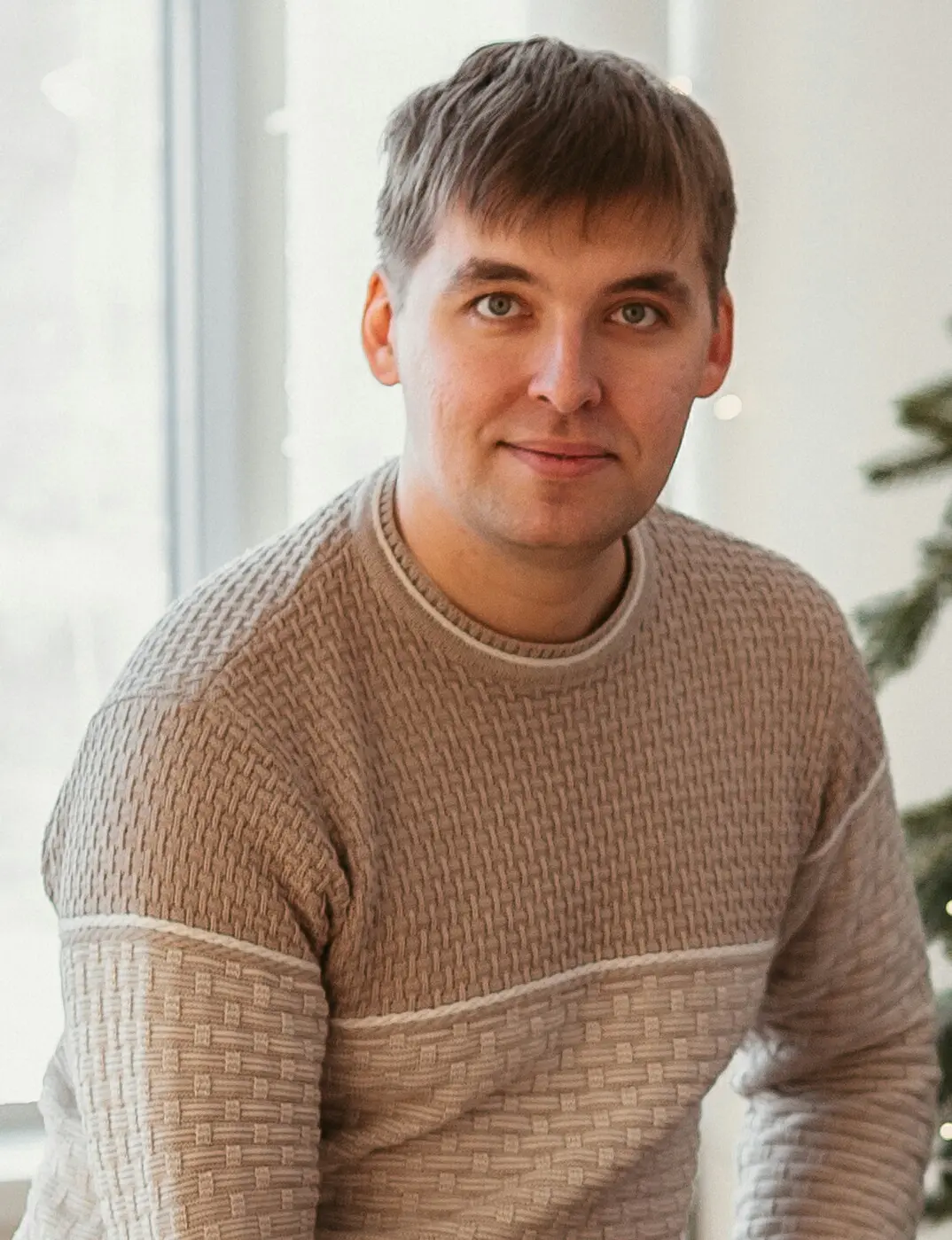 Айнур Надыров