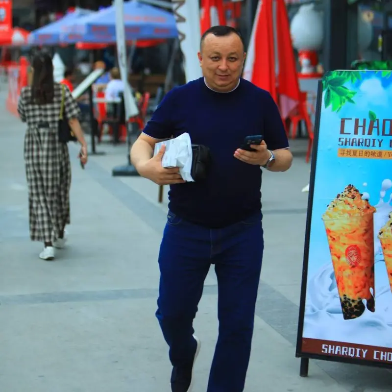 Сарвар Умаров