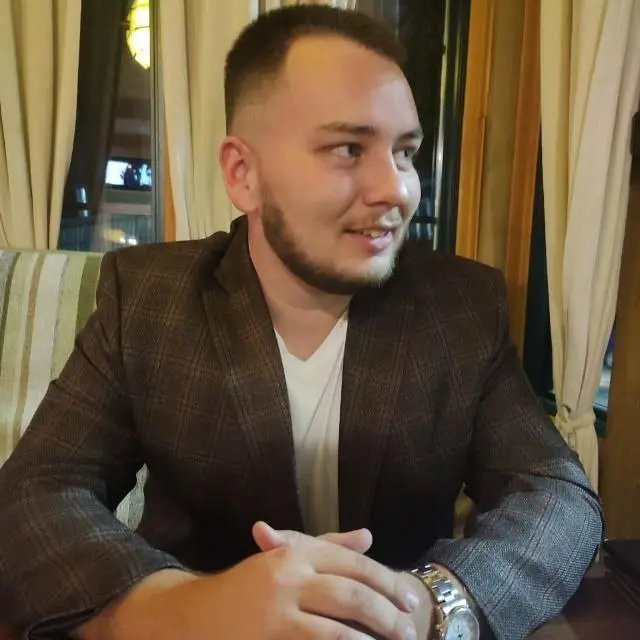 Илья Мешков