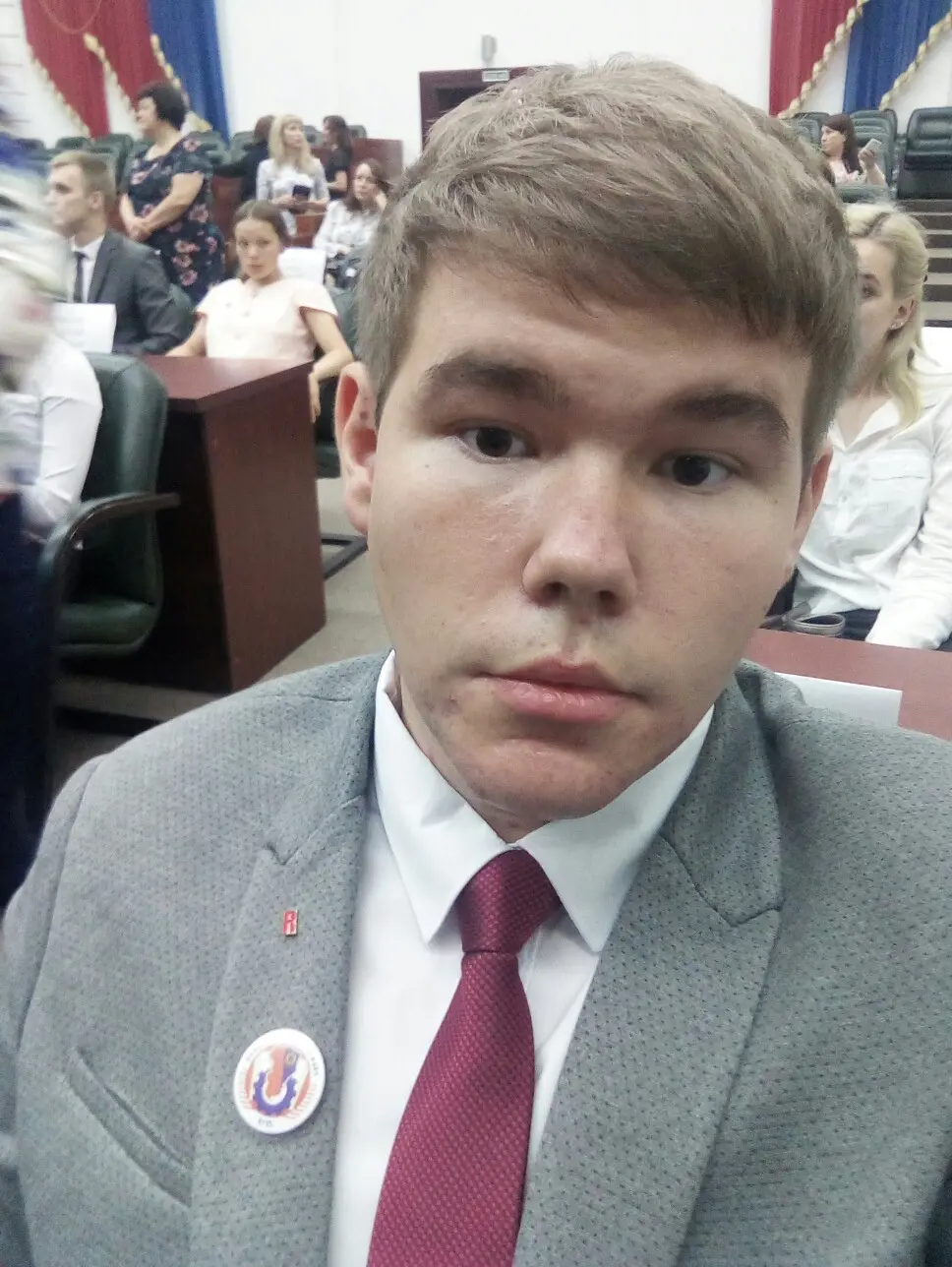 Андрей Смирнов