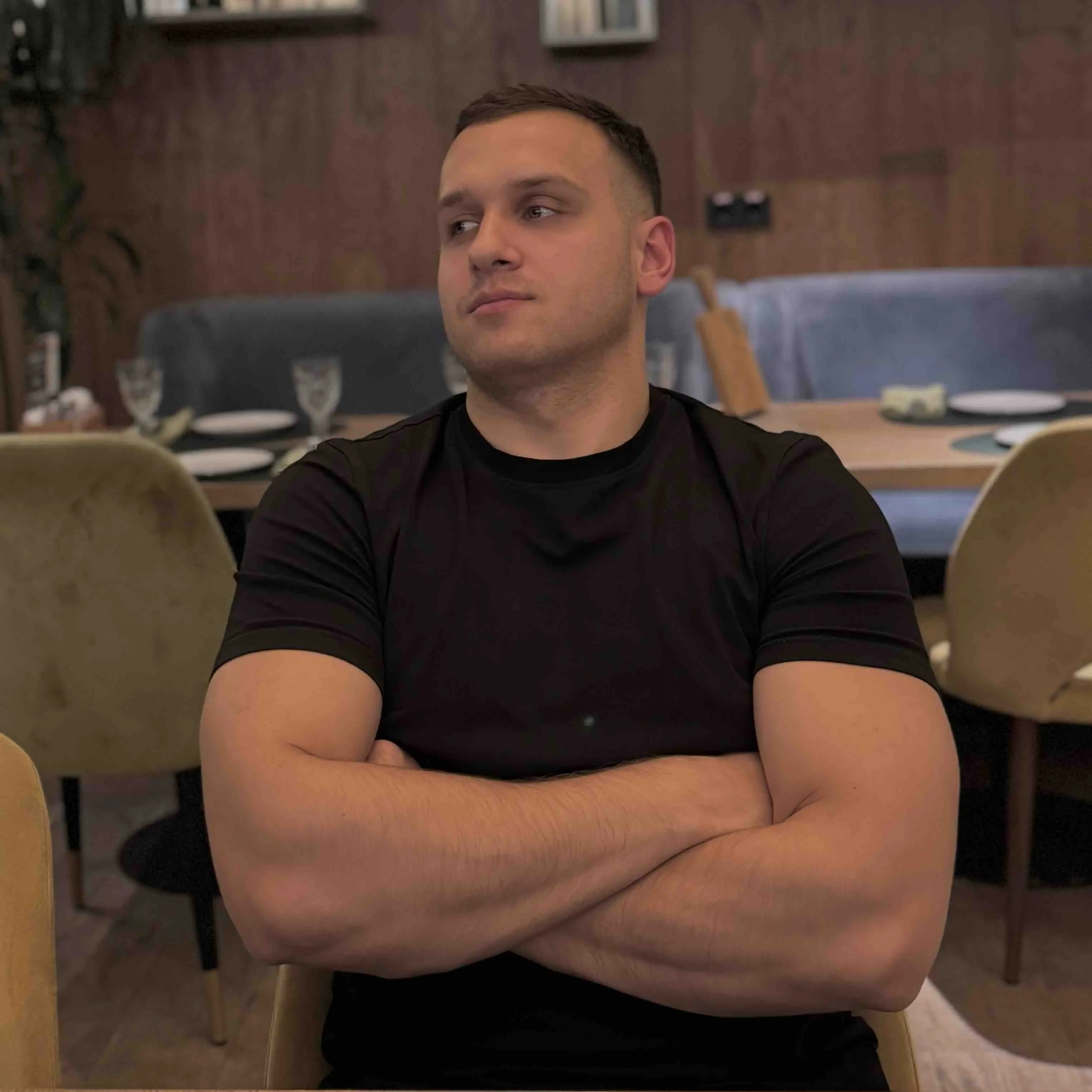 Михаил Полуян