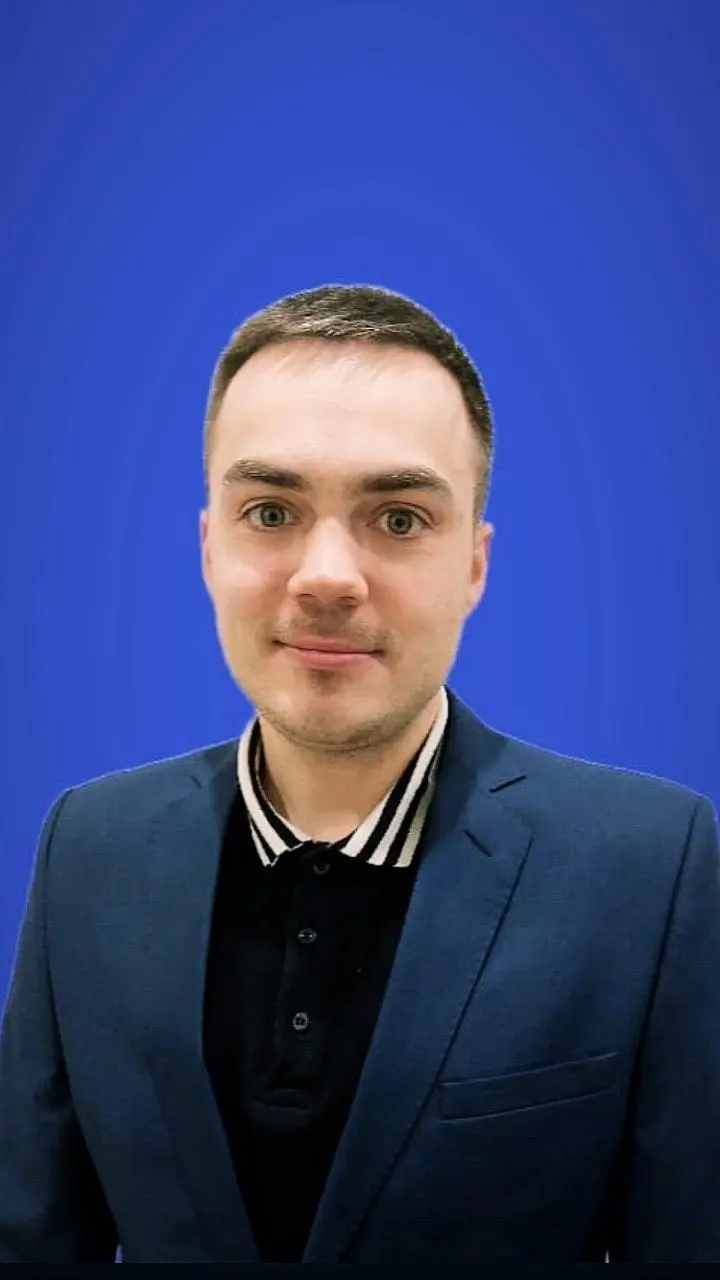 Дмитрий Худяков