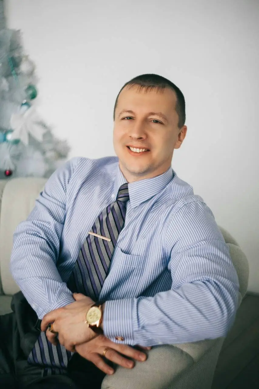 Владимир Ефремов