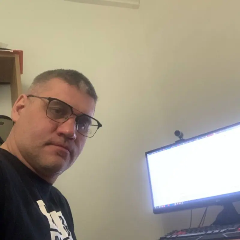 Алексей Гущин