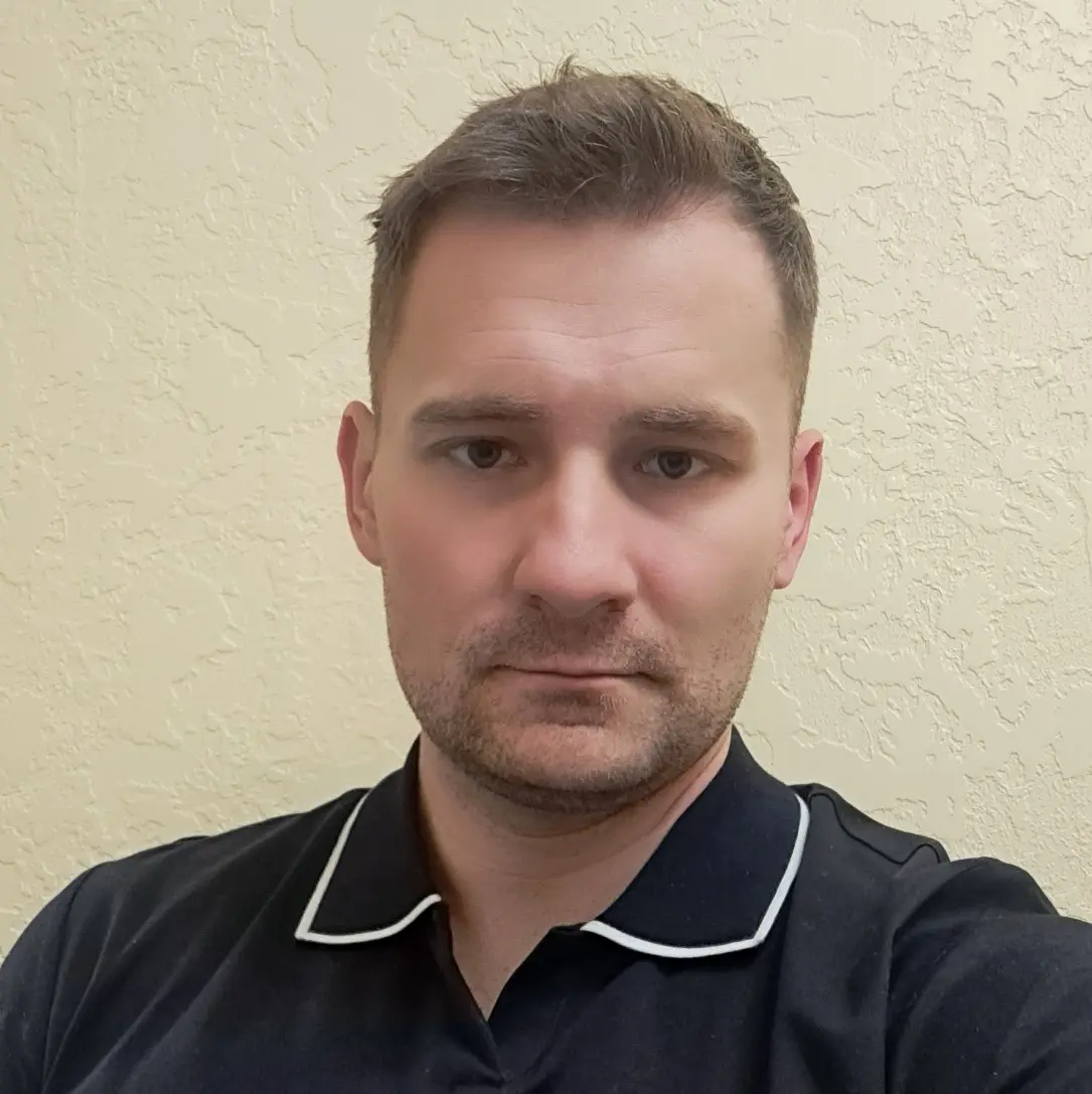 Павел Скотников