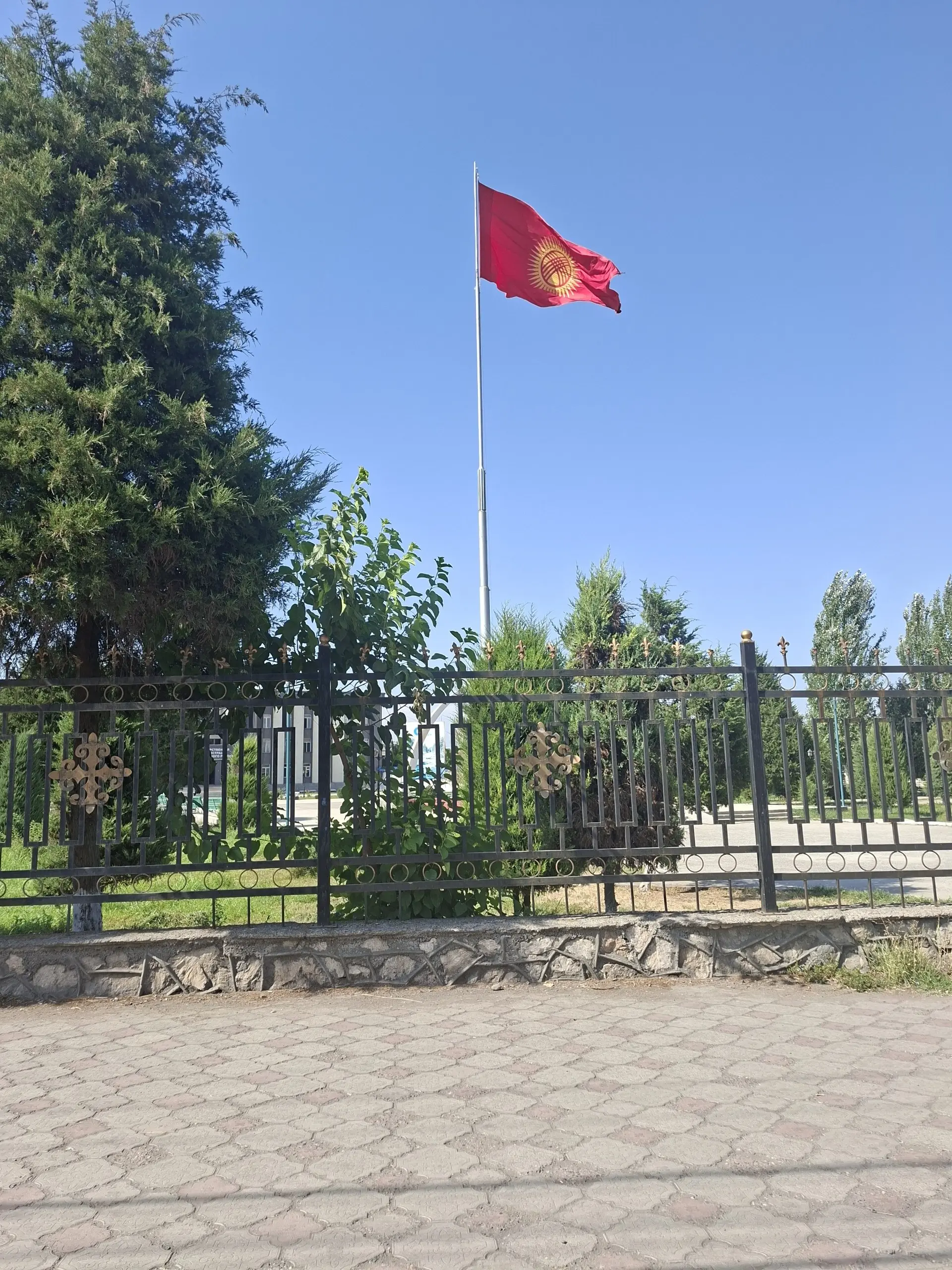 +1 страна в копилку 😁
Было сложно добраться, но это того стоило | Сетка — социальная сеть от hh.ru