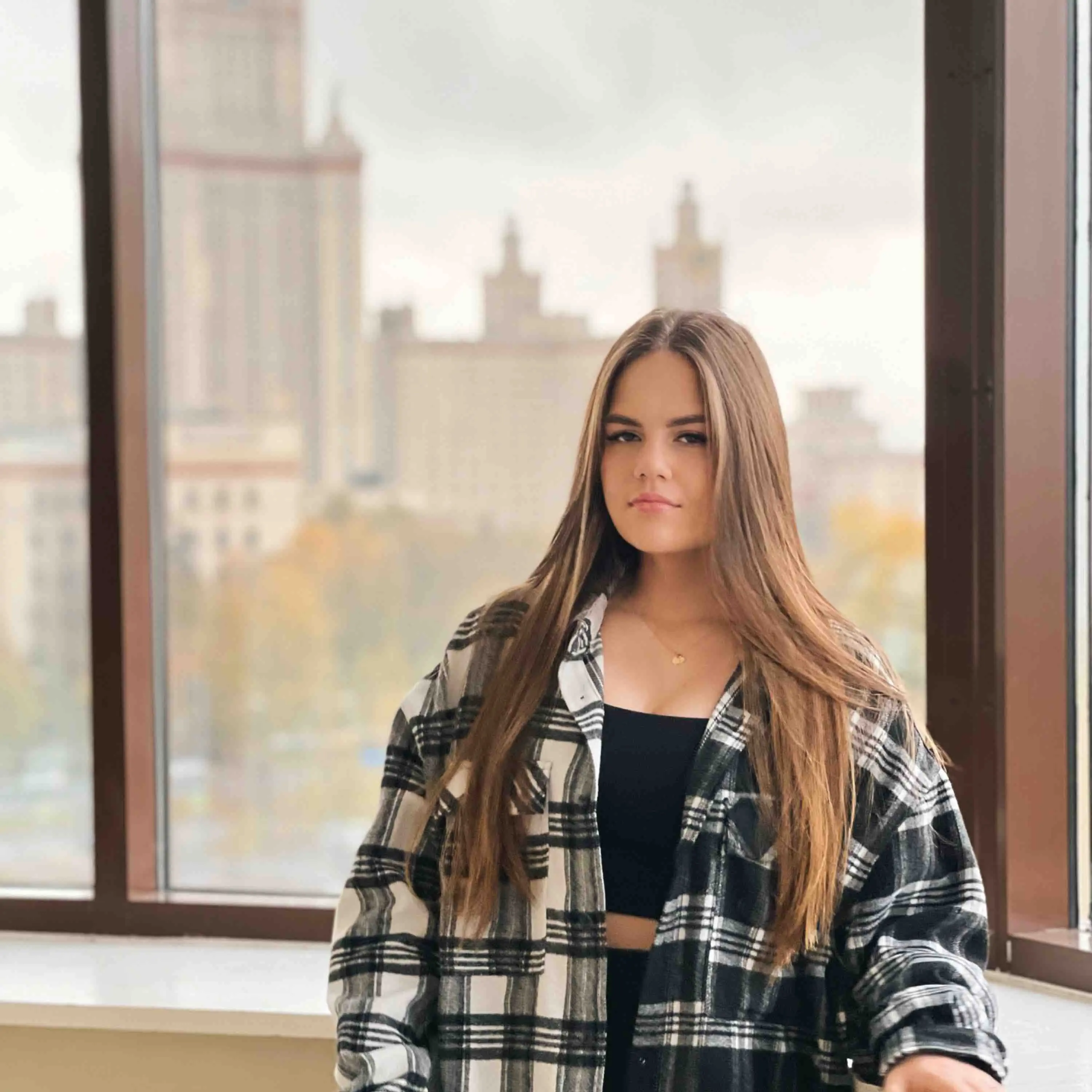 Полина Столбова