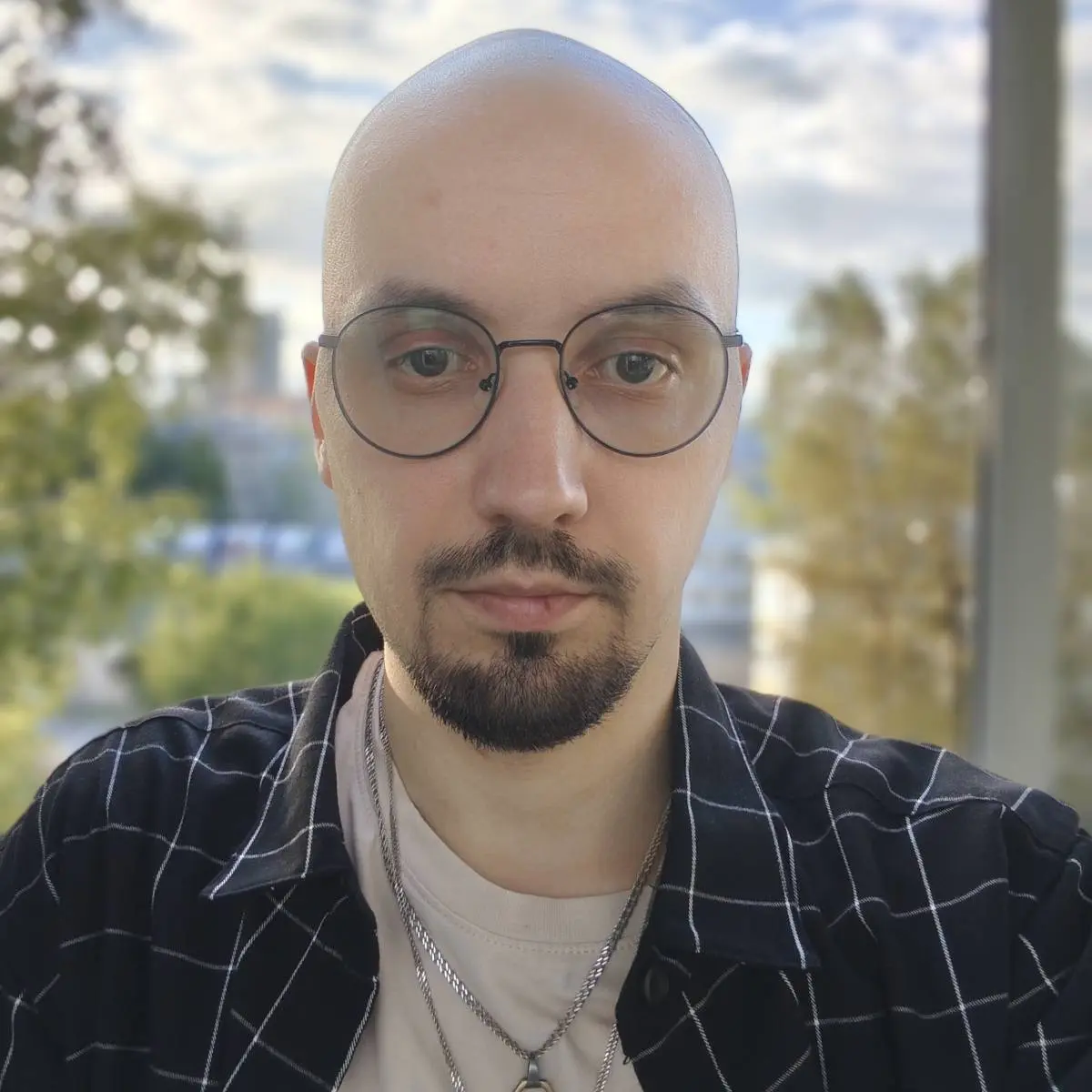 Артём Алмазов