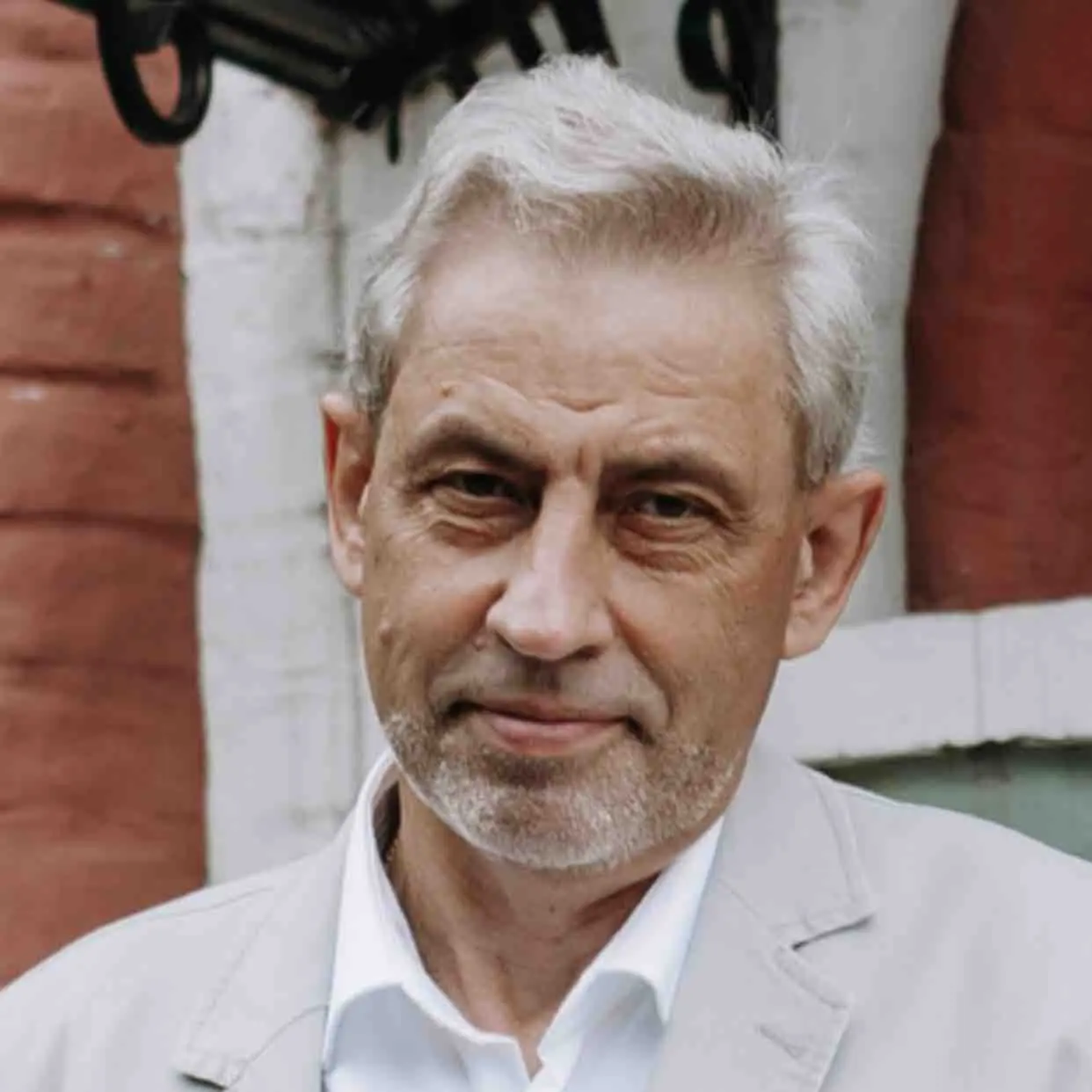 Юрий Захаров