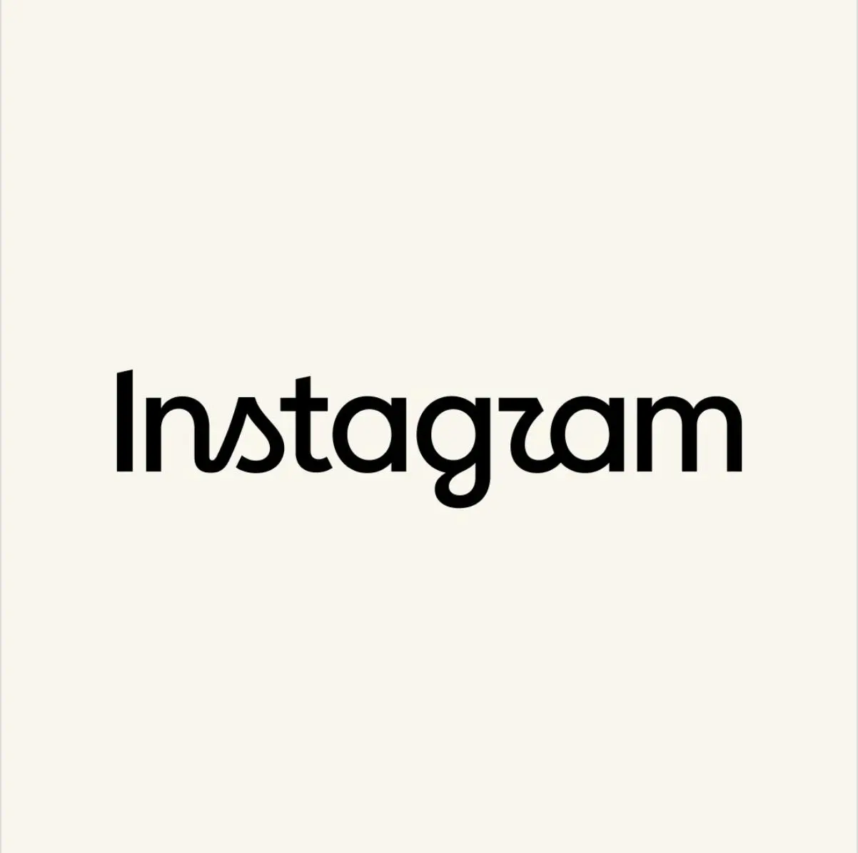 ⚡️Instagram поменял логотип впервые за 10 лет
Час назад ген.директор соцсети опубликовал пост с новым лого и комментарием, что этот refresh "чище, более современный с отсылкой к оригинальной простоте" | Сетка — социальная сеть от hh.ru