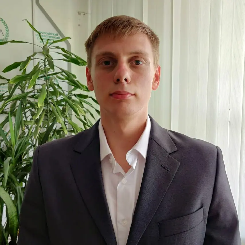 Николай Зотов