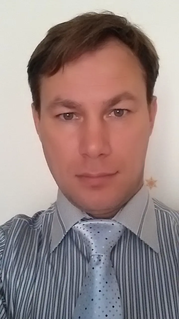 Александр Кузнецов
