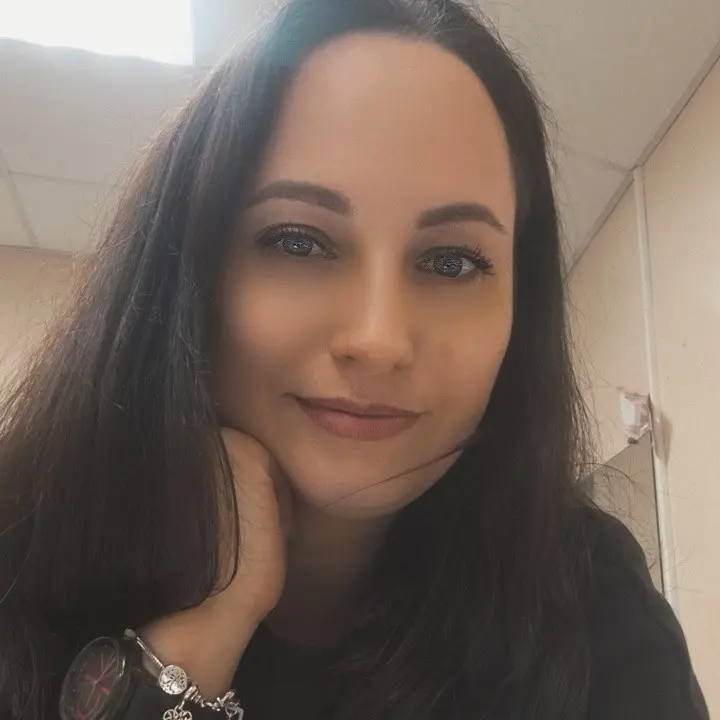 Екатерина Сахарнова