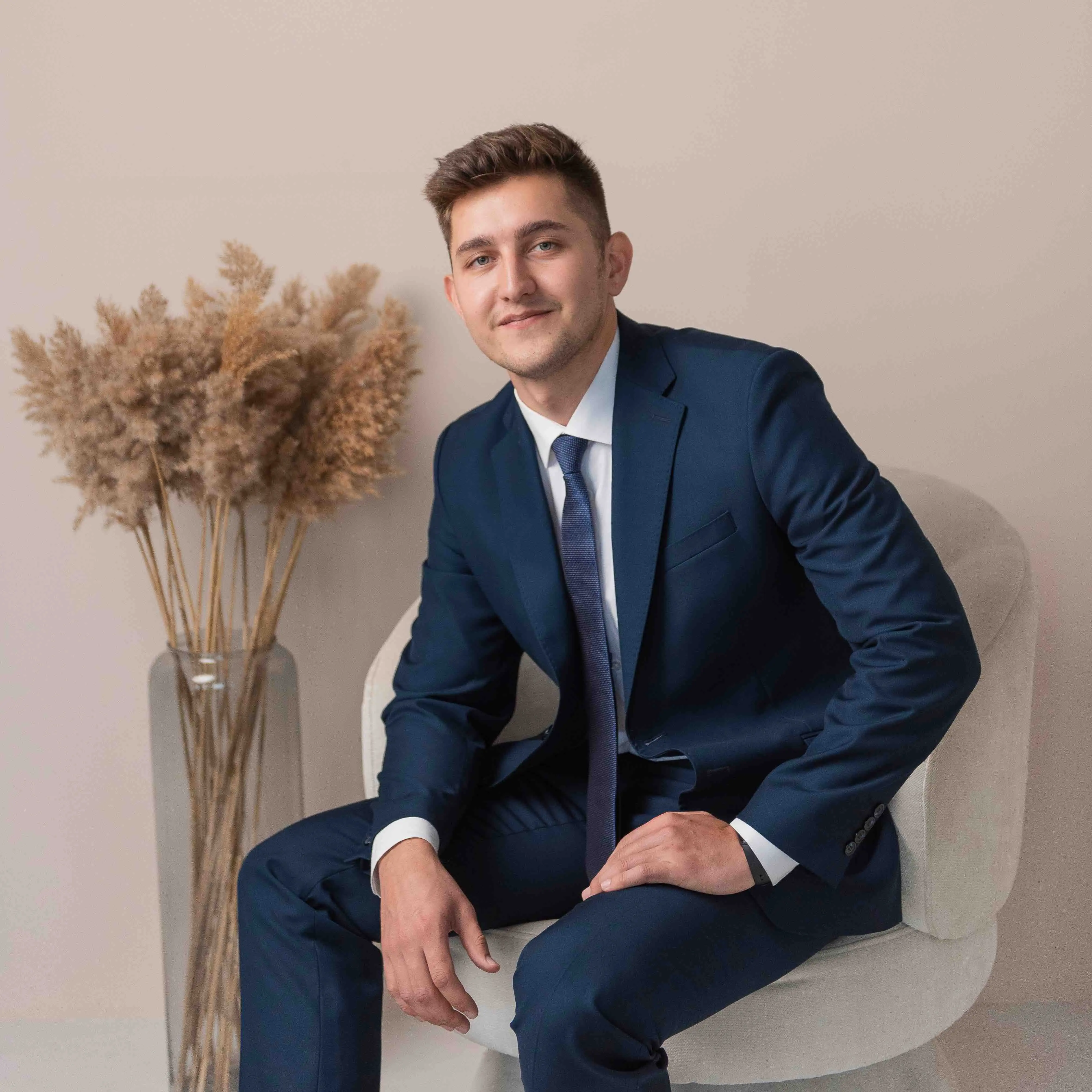 Айнур Закиров