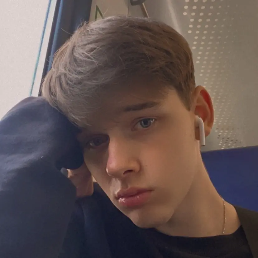 Дмитрий Петрик