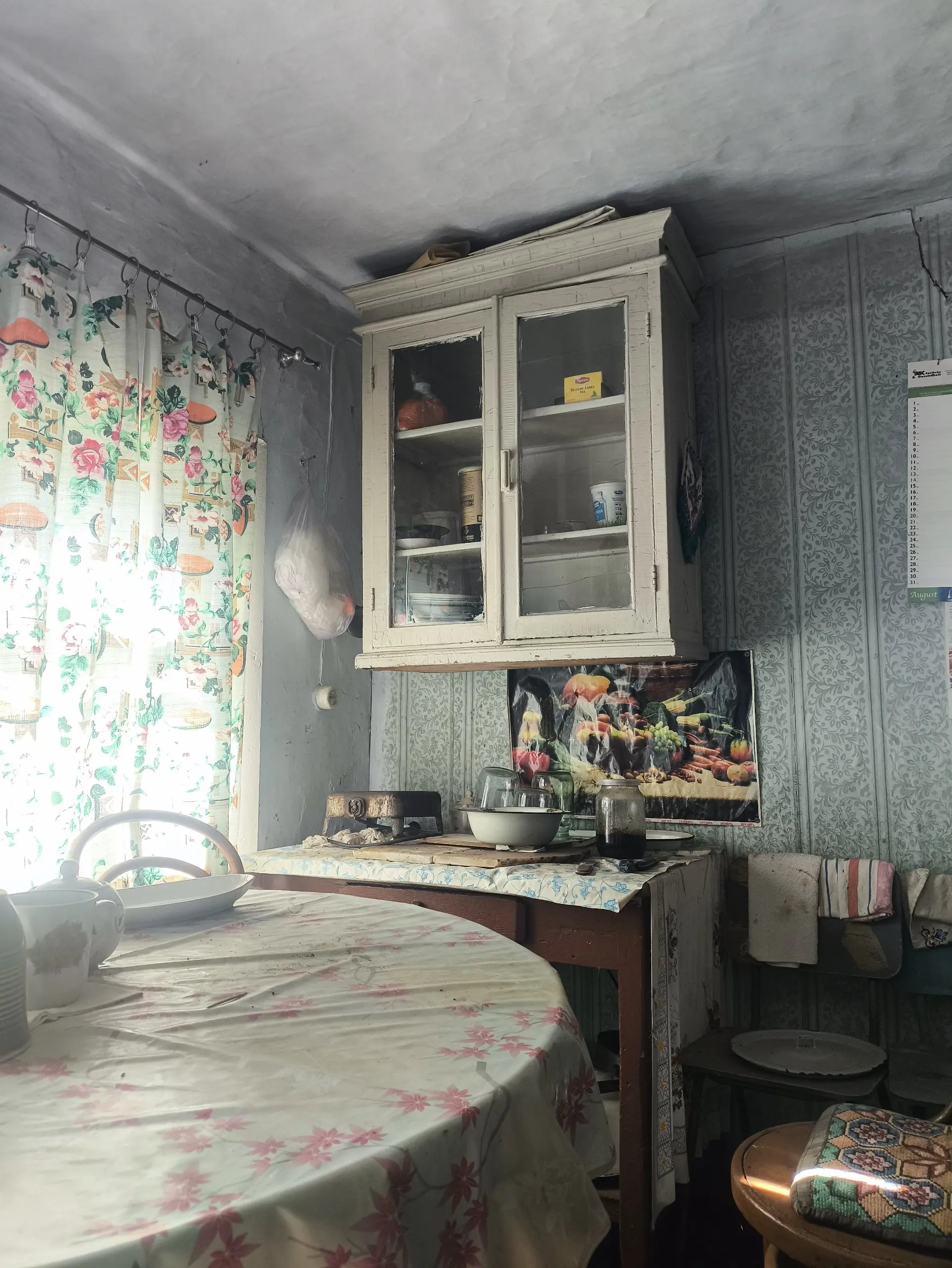 Вот фото отчет с нашего небольшого путешествия -приключения.
Около 20 лет как, брошенный дом деда моего мужа в деревне Чёрный мыс | Сетка — социальная сеть от hh.ru