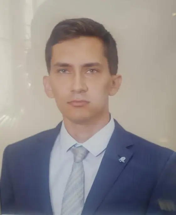 Евгений Овчаров