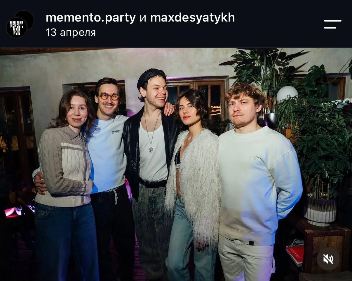 Недавно лазила по интернету
И случайно нашла фотки с ивента, про существование которых забыла))
А потом решила вспомнить, че вообще у меня было в этом году | Сетка — социальная сеть от hh.ru