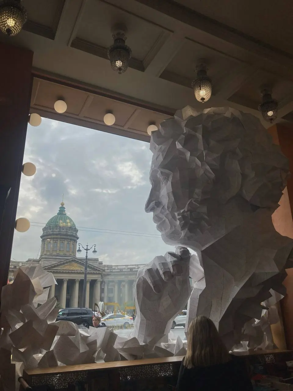 Питер, мой любимый Питер 💔
Такой дождливый и такой гостеприимный
Исполнила две заветные мечты🤎
🤎Увидела своими глазами Малый драматический театр Европы, в котором работала обожаемая мной Марина Гончар... | Сетка — социальная сеть от hh.ru