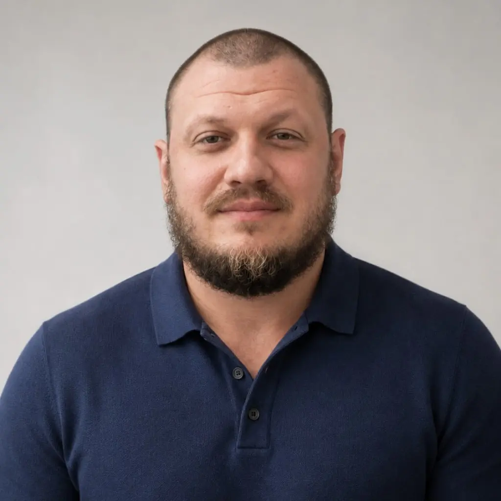 Илья Иванов
