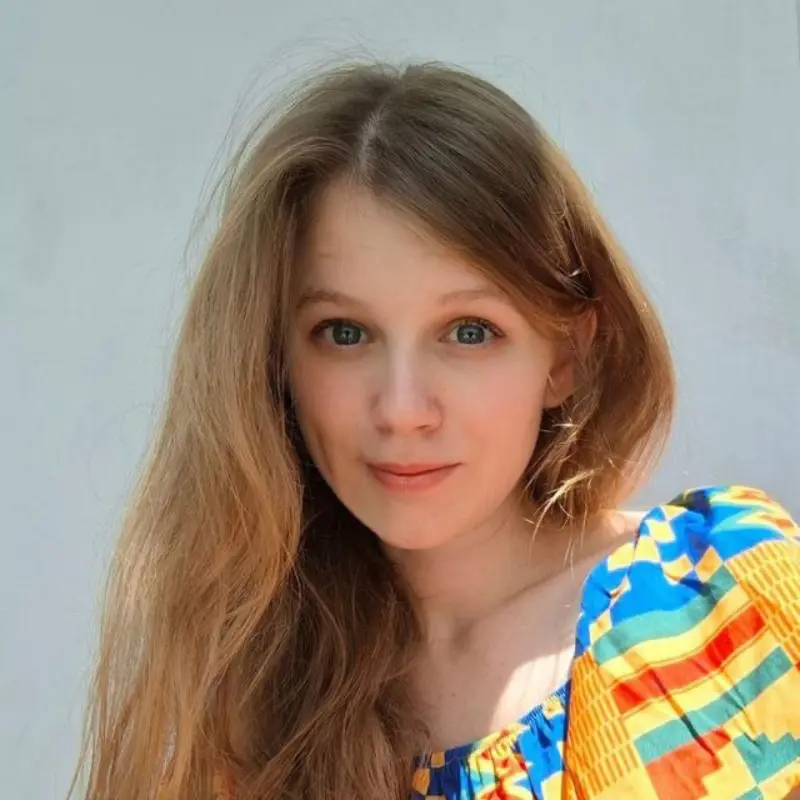 Алена Яблокова