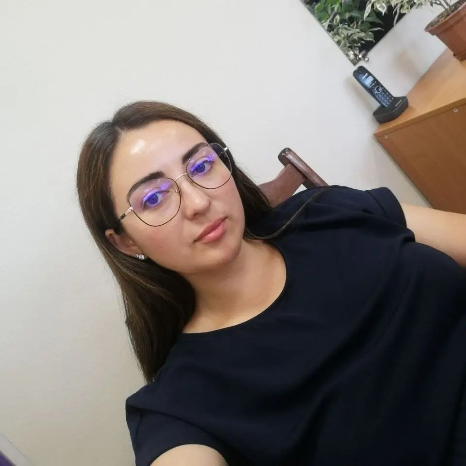 Елена Николаева
