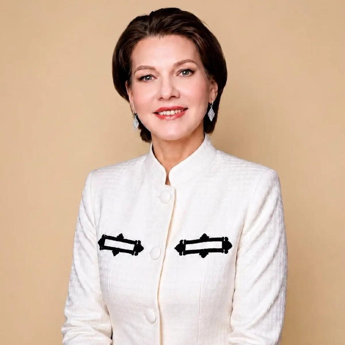 Елена Михнова