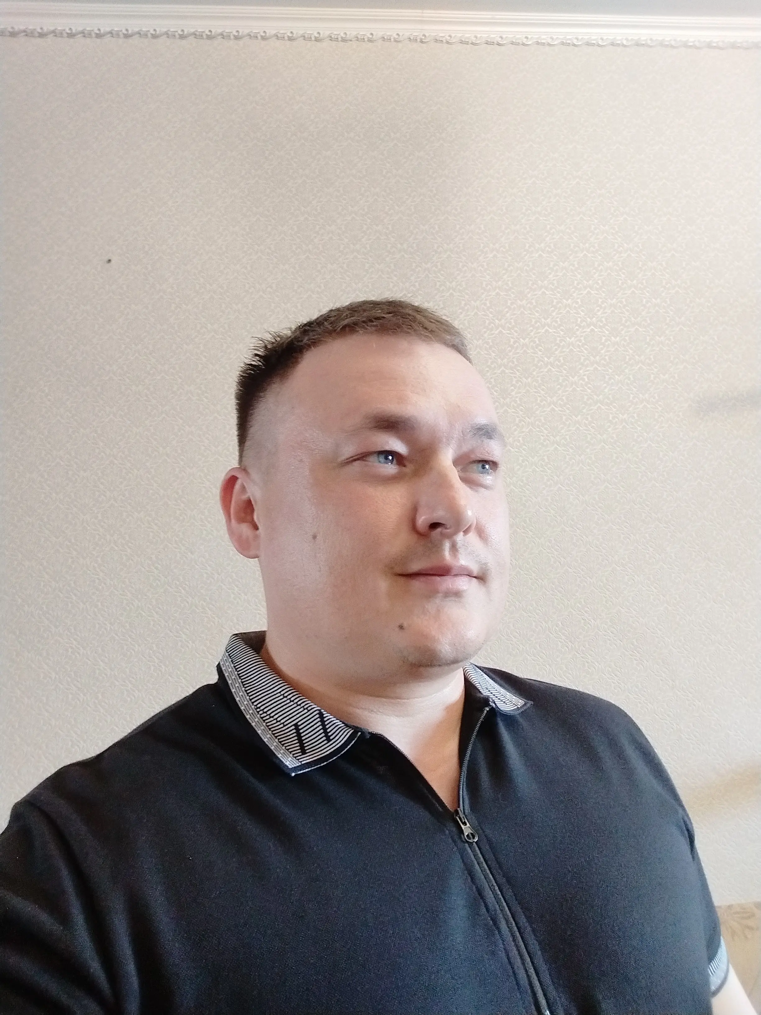 Азат Хисматов