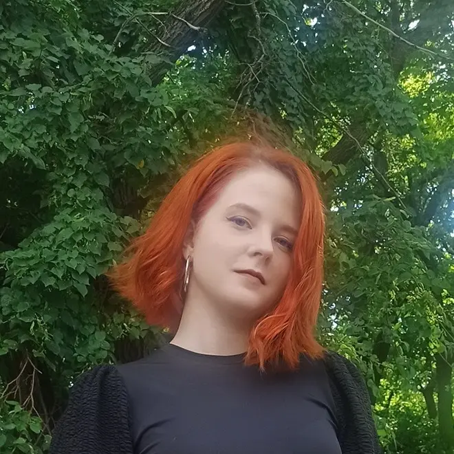 Яна Жаурова