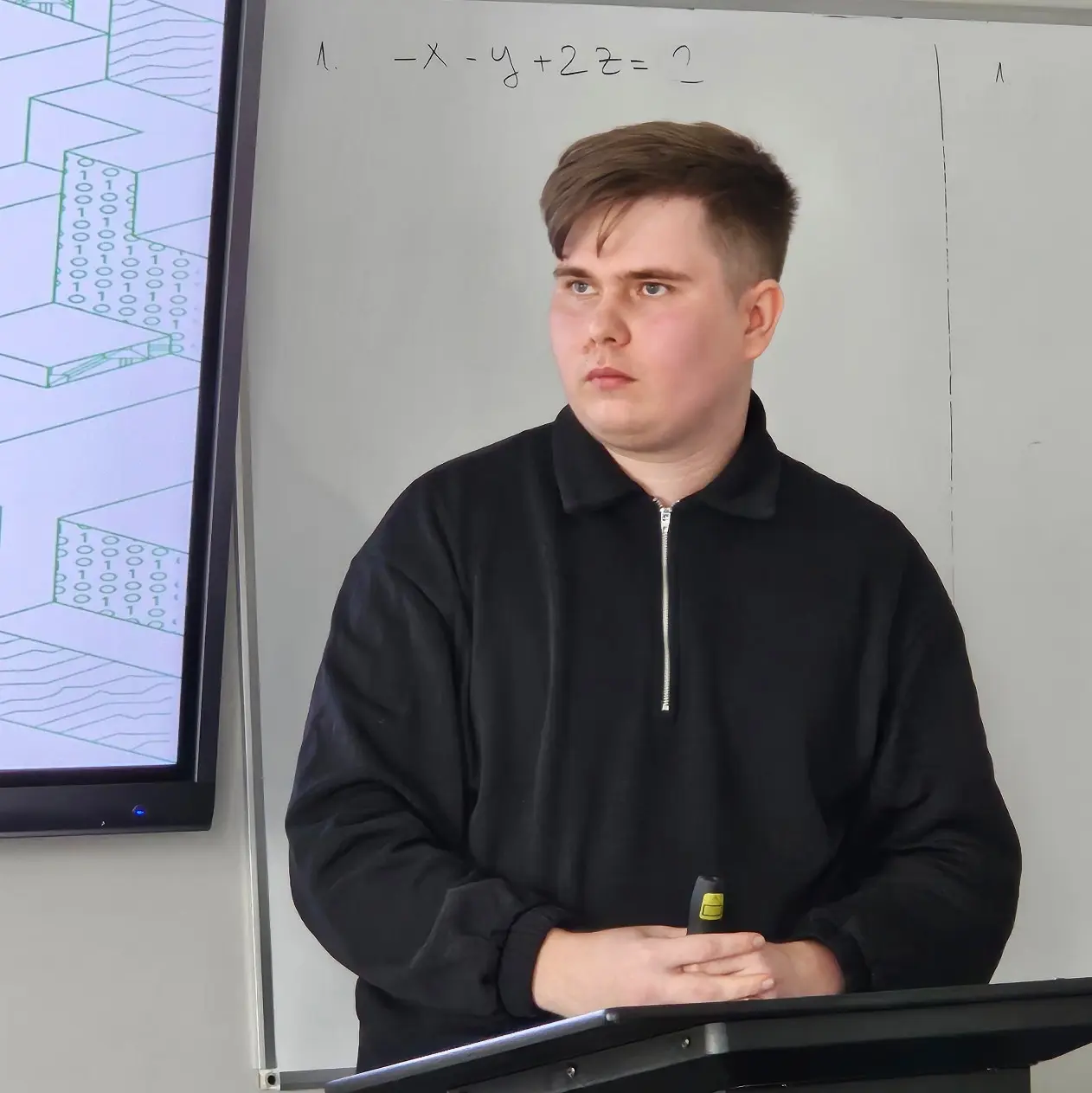 Александр Иккес