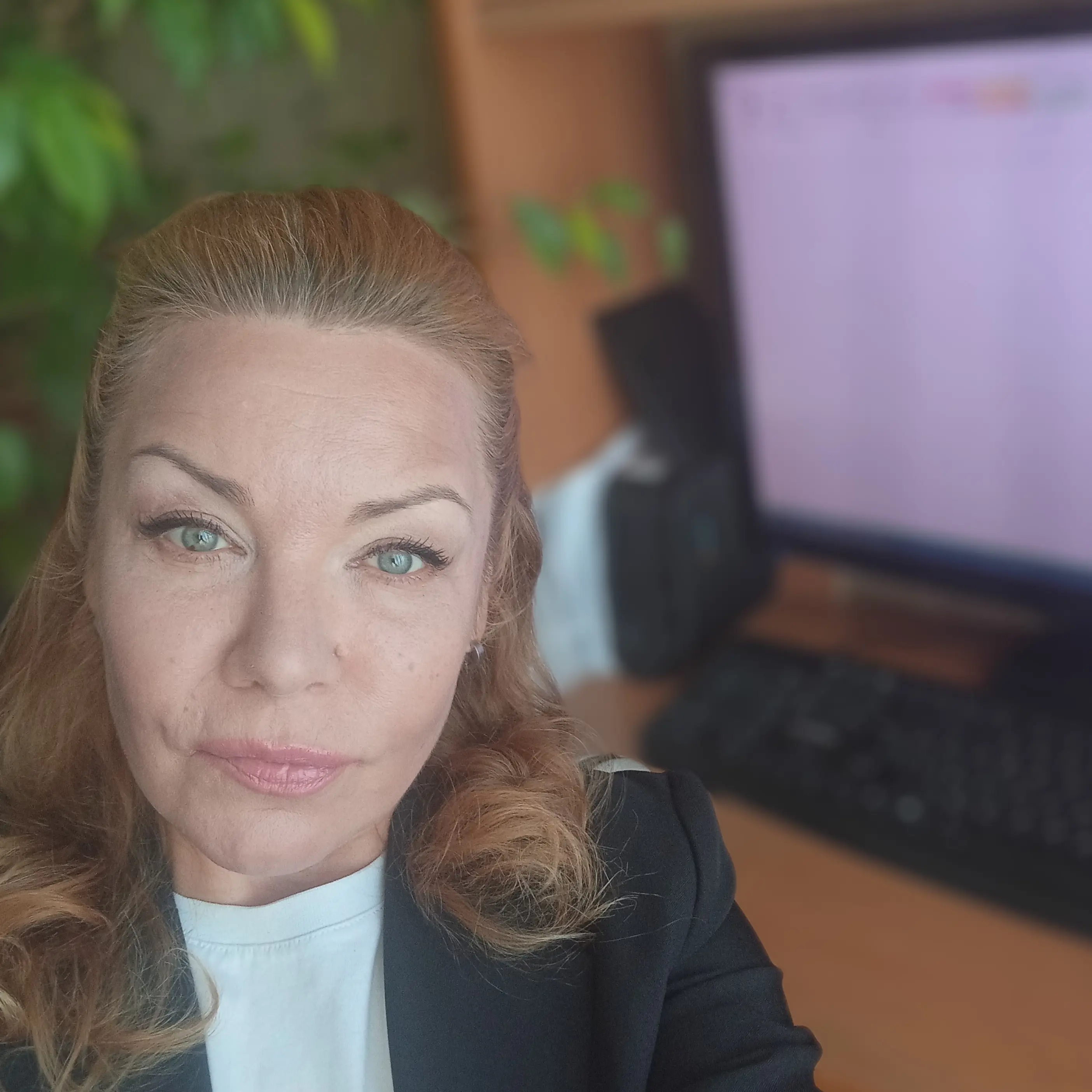 Анна Баженова