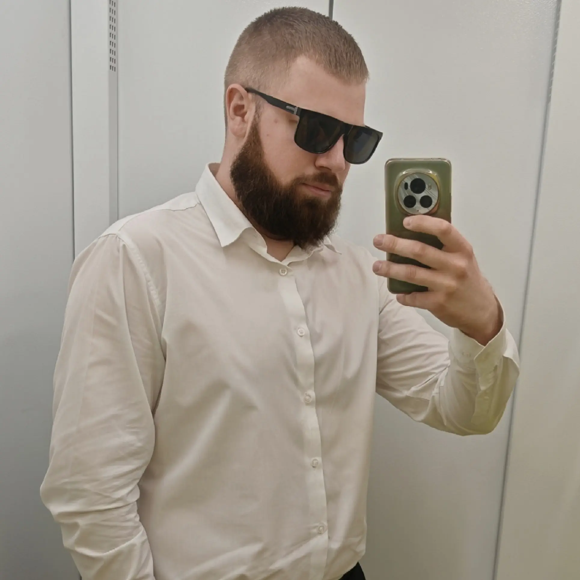 Дмитрий Новиков