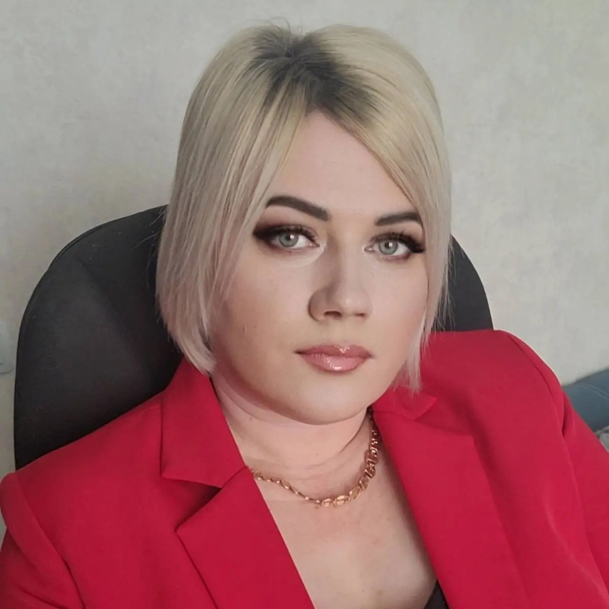 Илона Семенова