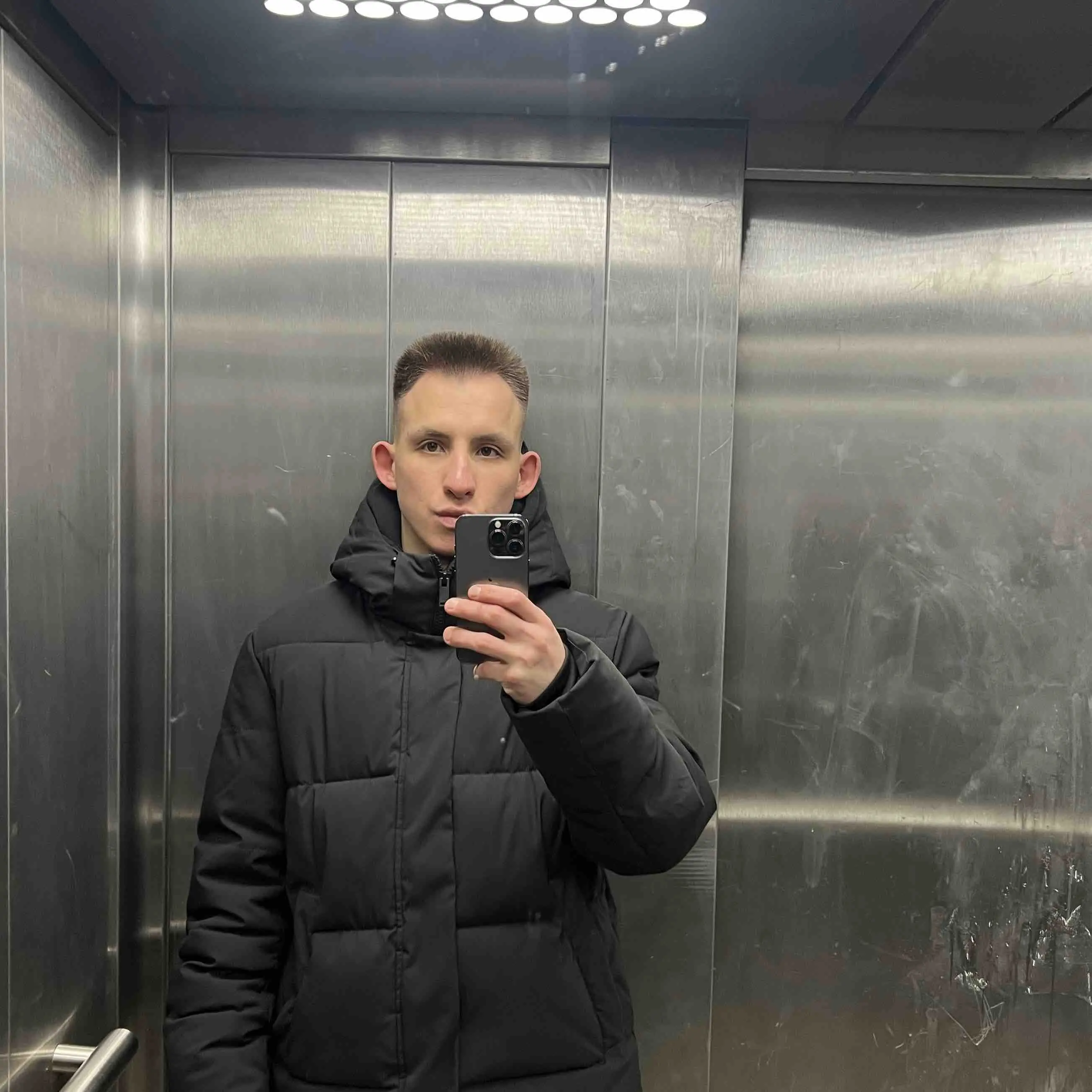 Андрей Охотников