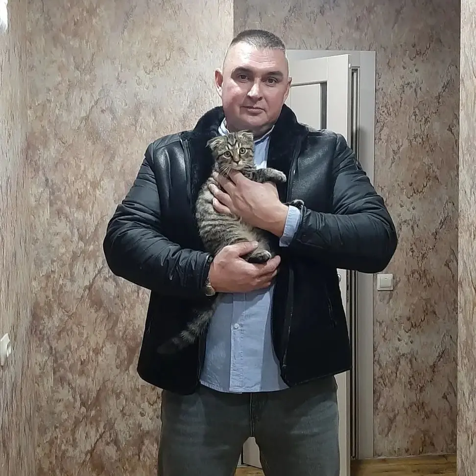Иван  Довгань