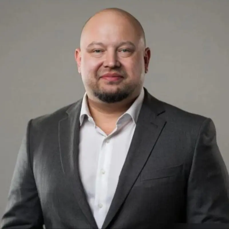 Александр Фролов