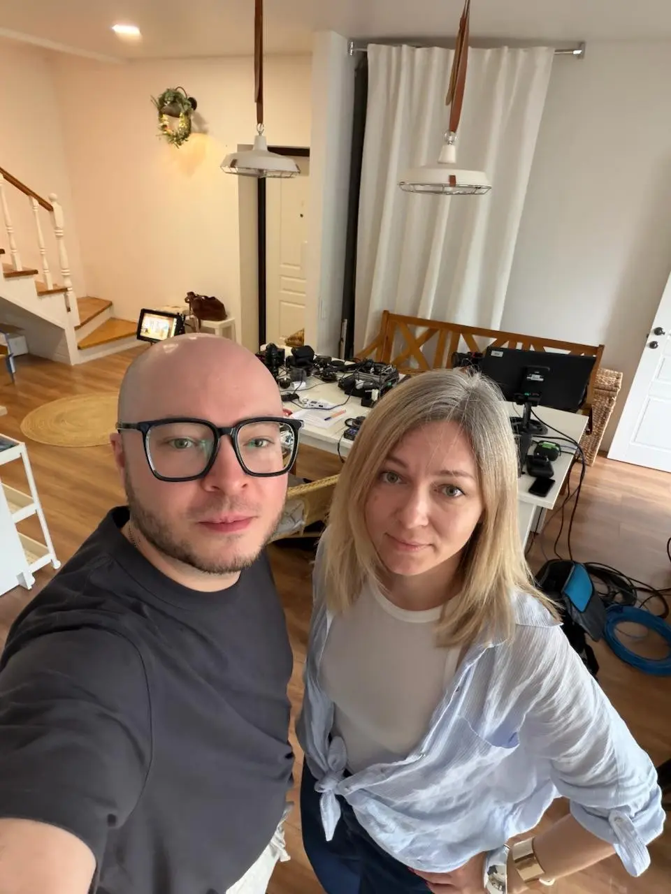3 недели подготовки: разработка и переписывание сценария, проработка раскадровок и продуктов, поиск актрис через кастинги.. | Сетка — социальная сеть от hh.ru