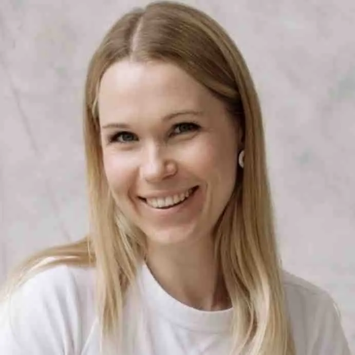 Марина Пулкстенис