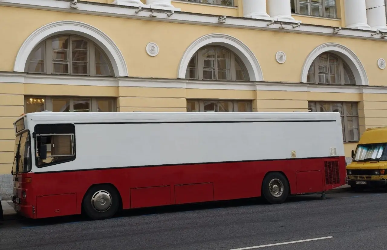 Найден лучший автобус для интровертов | Сетка — социальная сеть от hh.ru