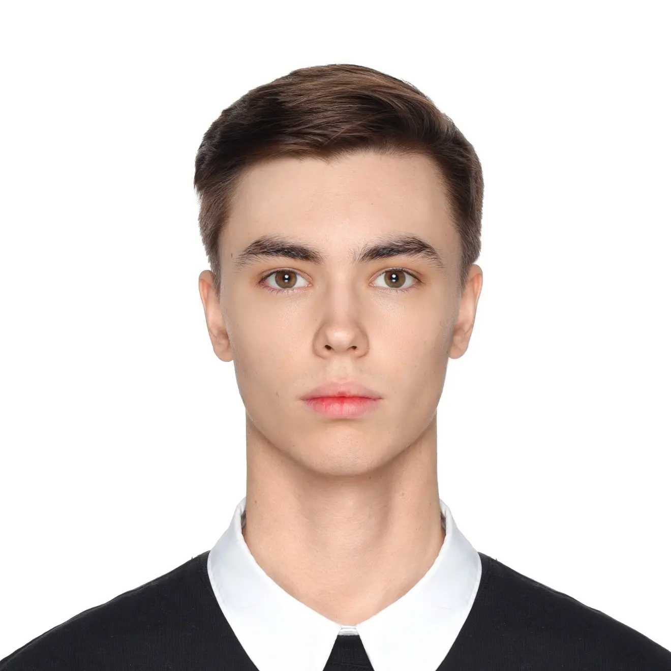 Максим Литвинов