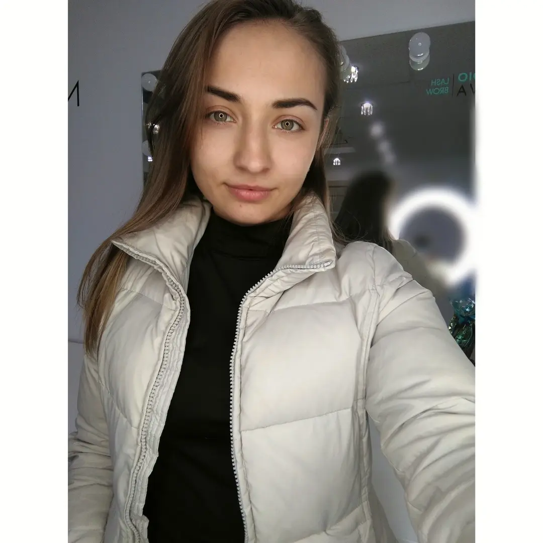 Алёна Белозёрова