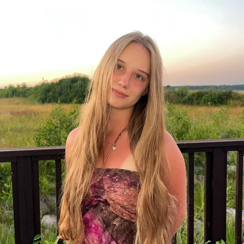 Полина Громова