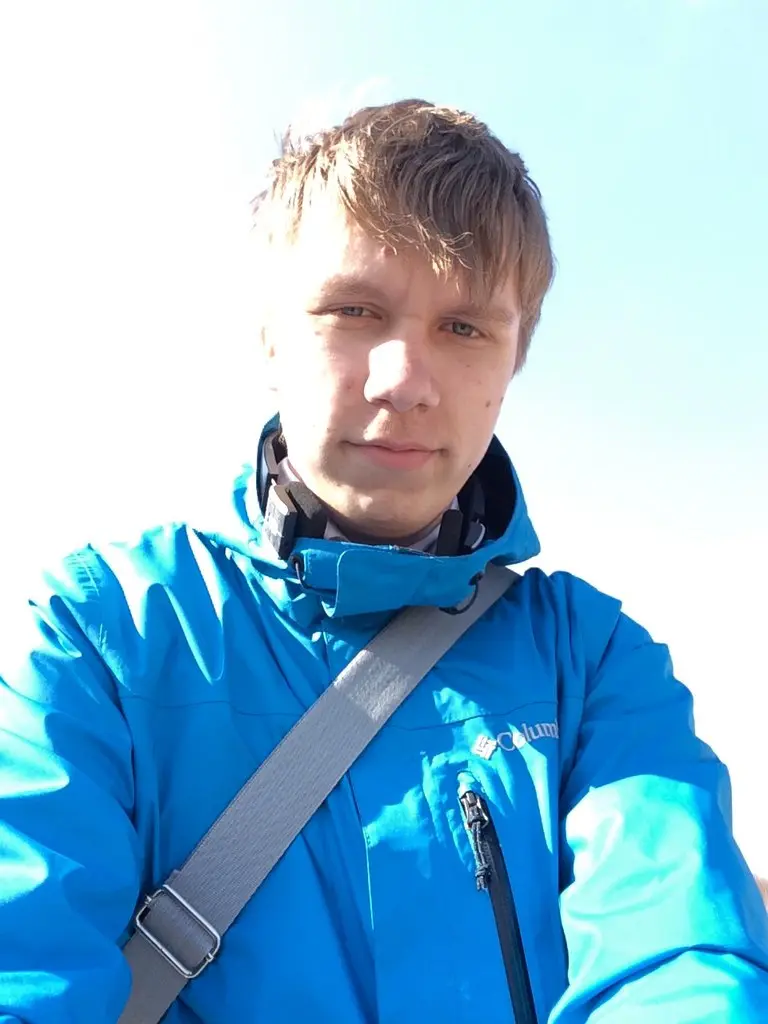 Илья Комаров