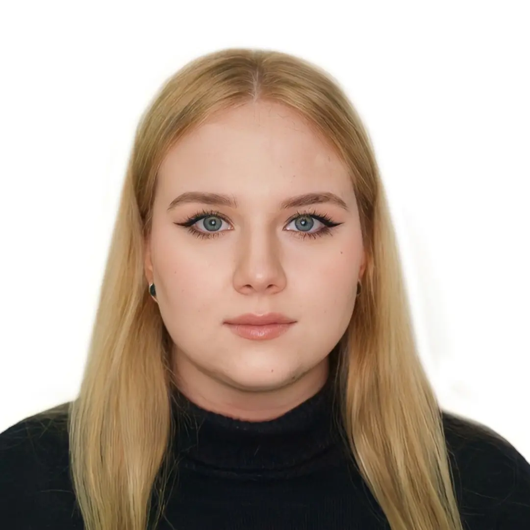 Полина Пряникова