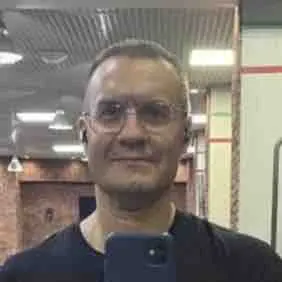 Юрий Иванов