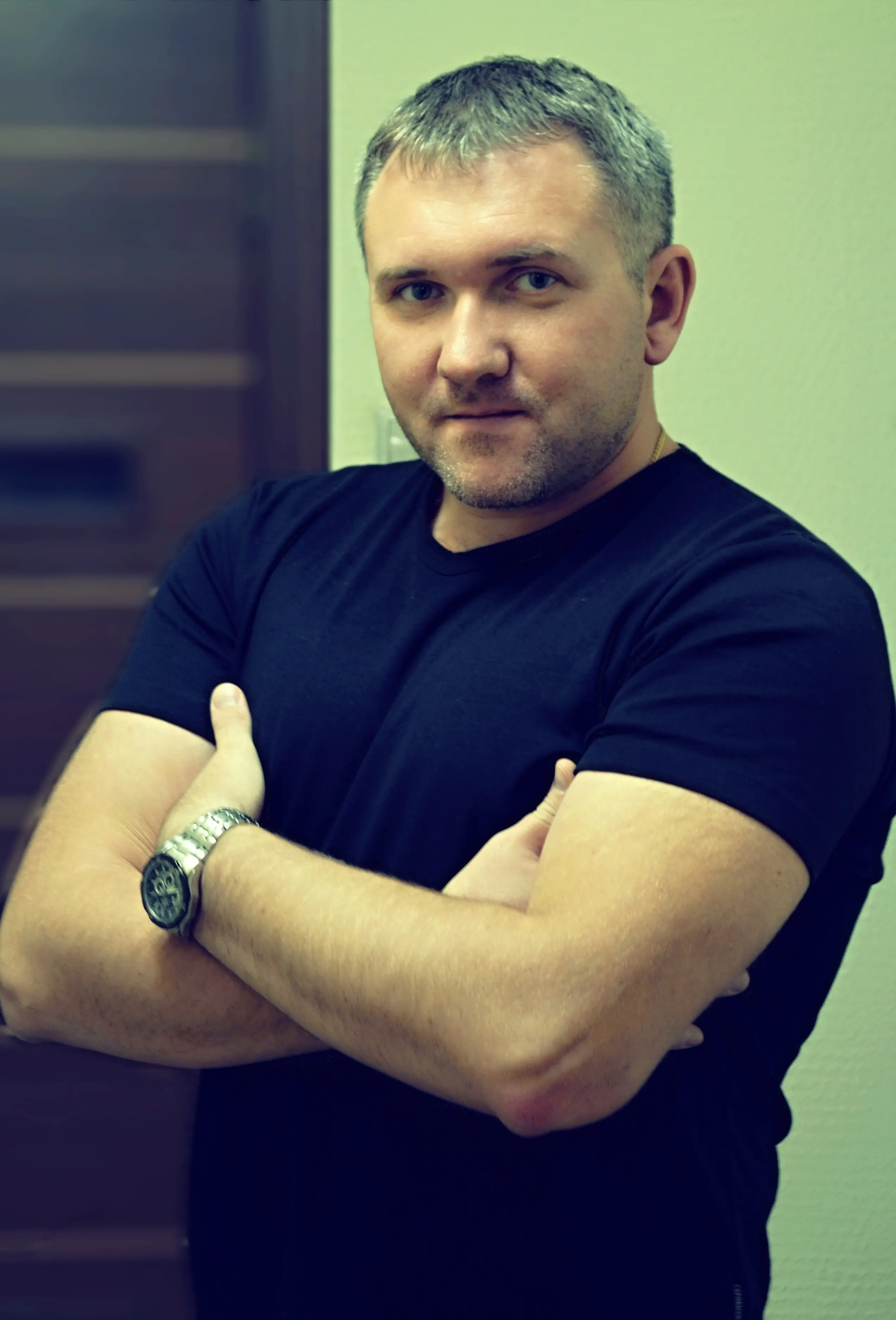 Алексей Иванов
